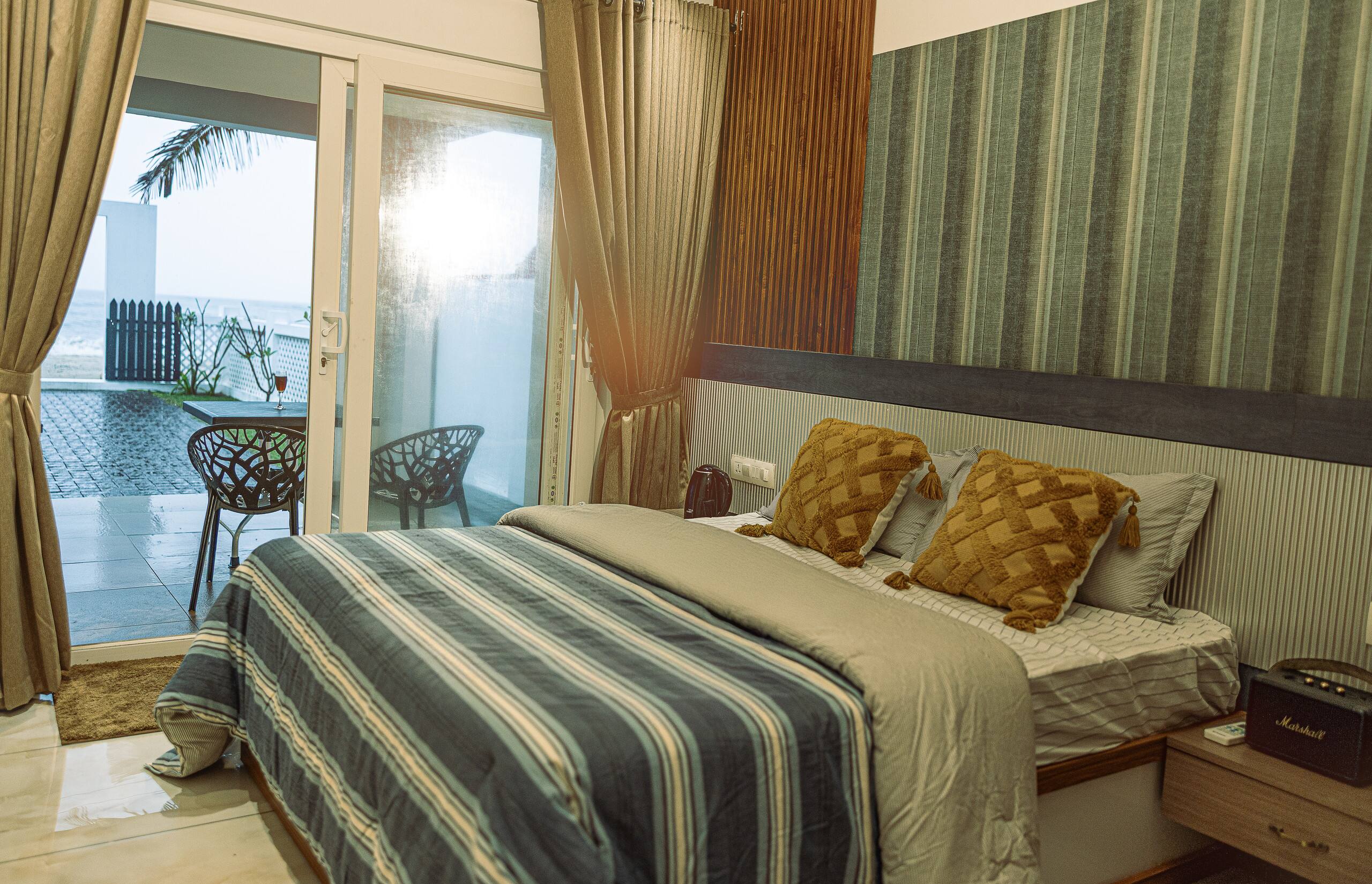 Frame - Entire Beach facing Villa 4