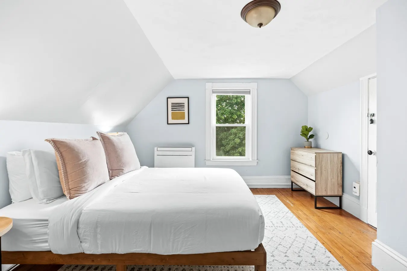5BR Near Boston with Parking & Pets Welcome 9