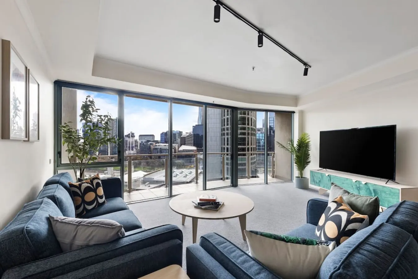 Eve 3 Bed, 2 Bath, Penthouse Style Apartment