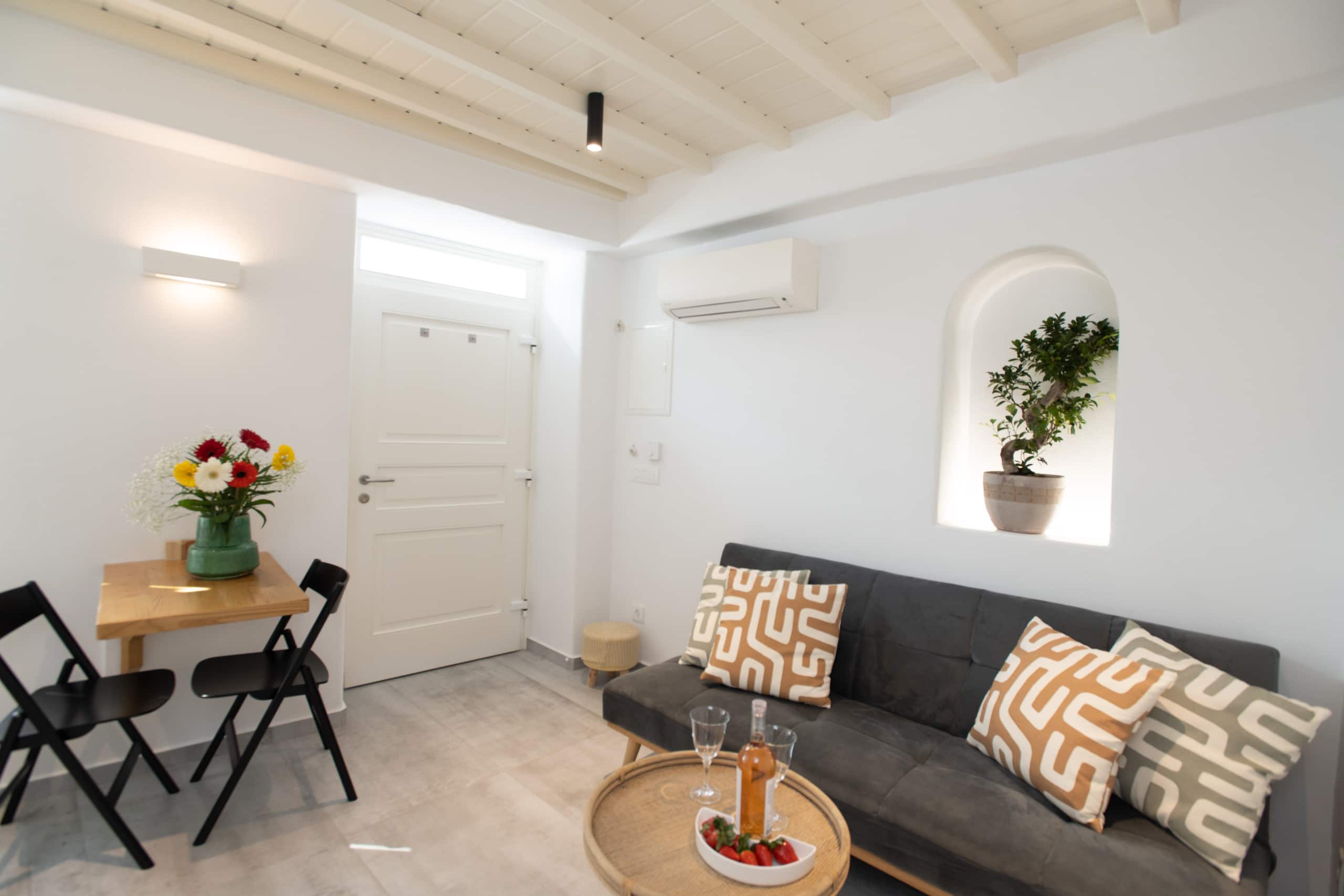 The Mykonos Bougainvillea Grande Townhouse — photo 3