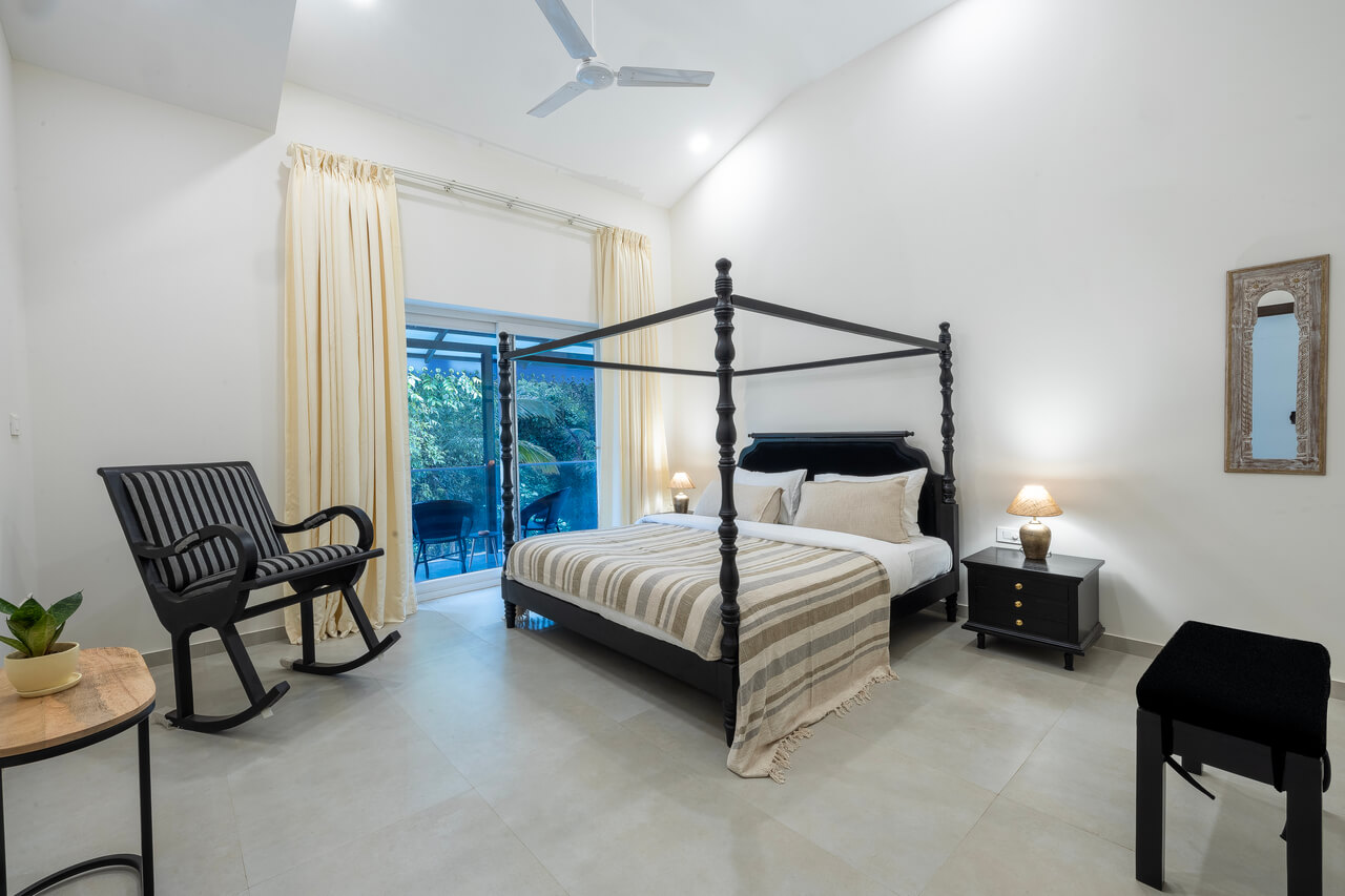 Villa Anand\nAt Luisa by the sea 12