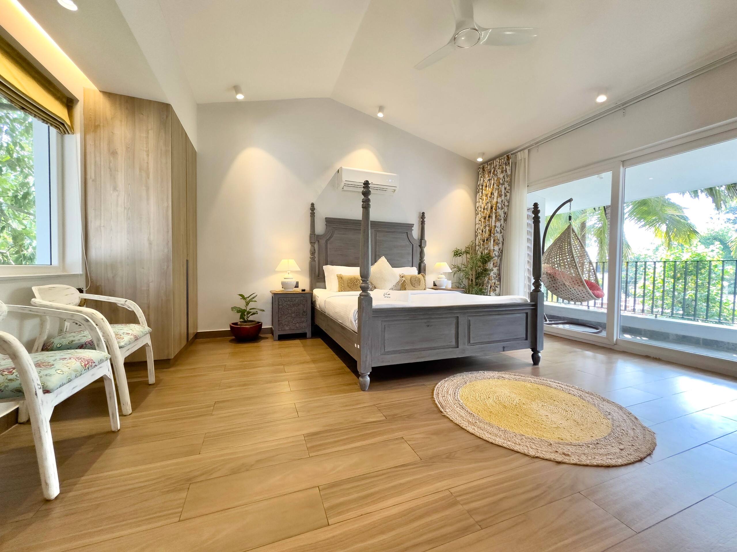 Staar - 4BHK Luxury Private Pool Villa in Anjuna 36