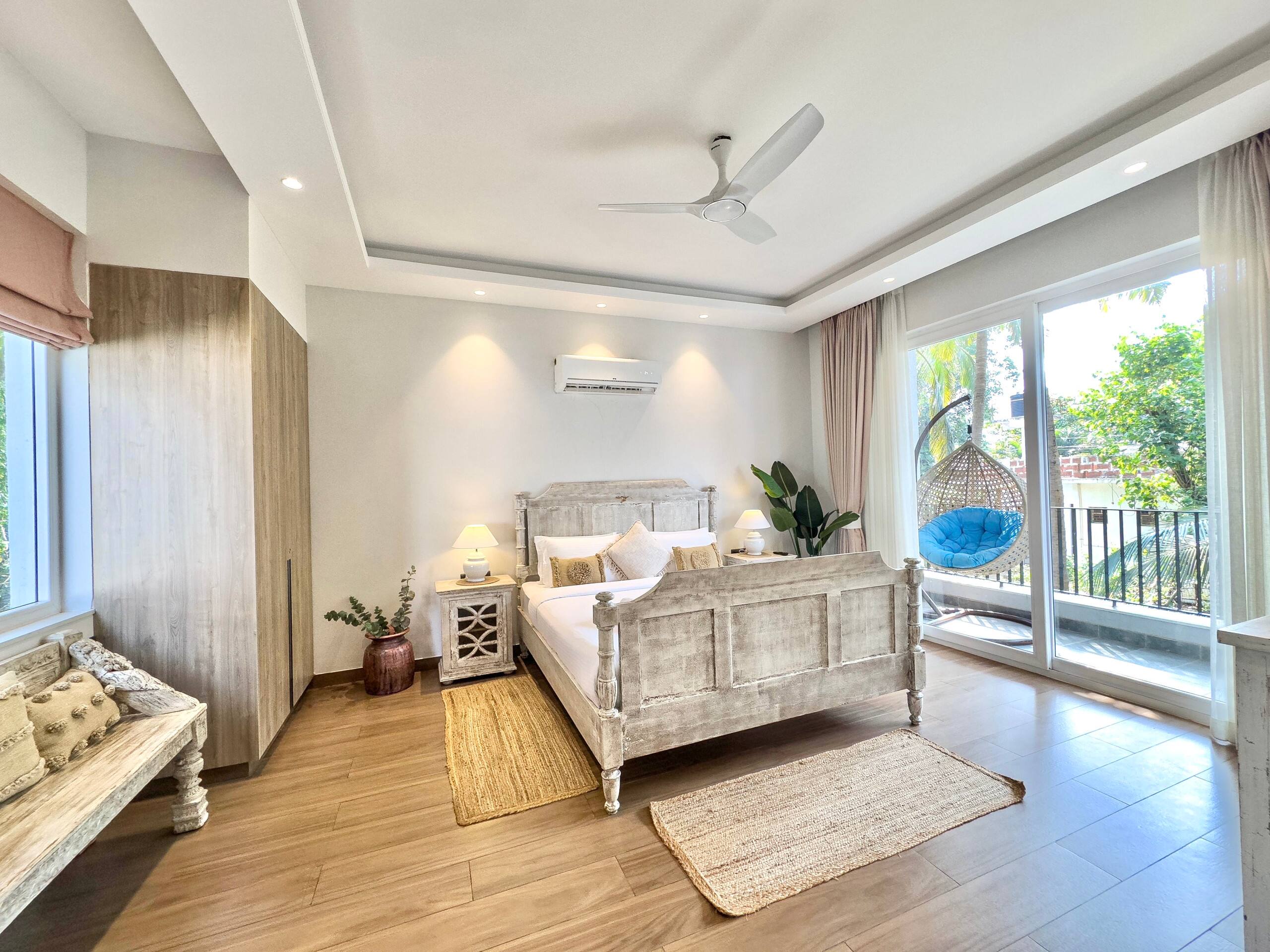 Staar - 4BHK Luxury Private Pool Villa in Anjuna 37