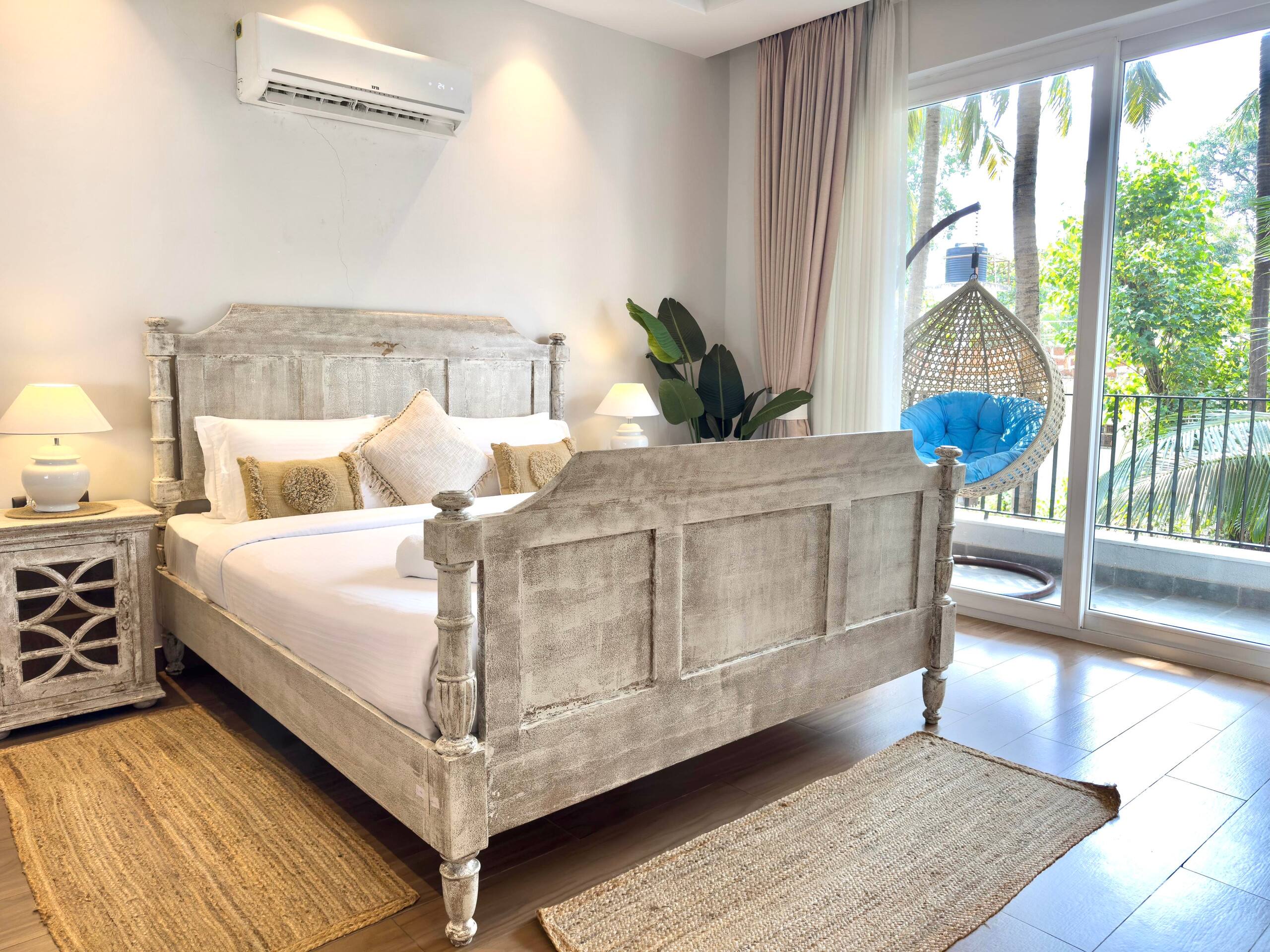 Staar - 4BHK Luxury Private Pool Villa in Anjuna 38