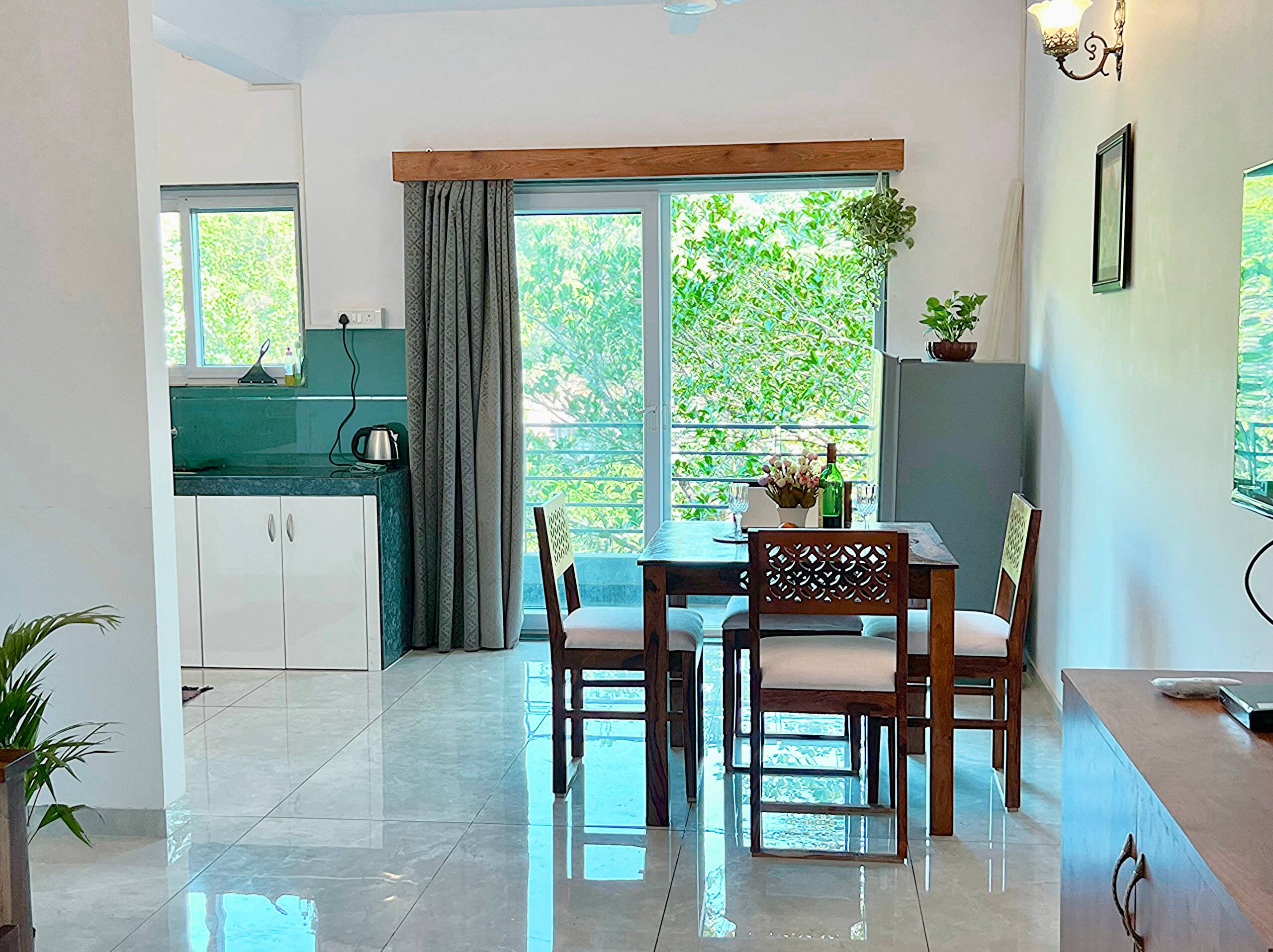 The Cider Goa A | 2BHK Sleeps8 | FullyAC Beach3min 15
