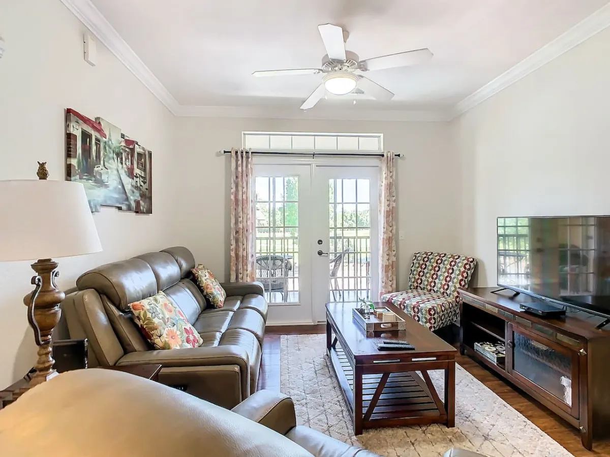 Stylish 3BR Near Disney 17
