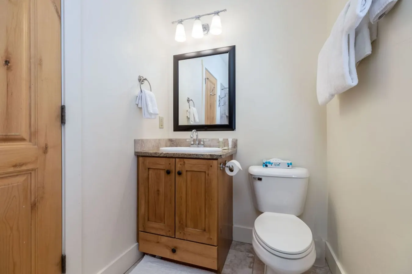 New! Mountain Retreat-Hot Tub, Views, Near Shops! 16