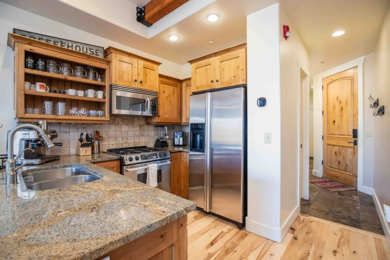 New! Mountain Retreat-Hot Tub, Views, Near Shops! 6