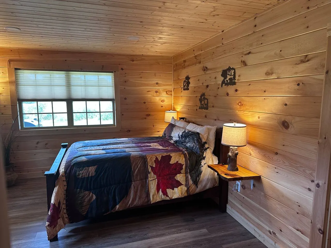 Sunset Bliss, cozy 1 bedroom, 1 loft cabin in the heart of Jonesborough, TN 10