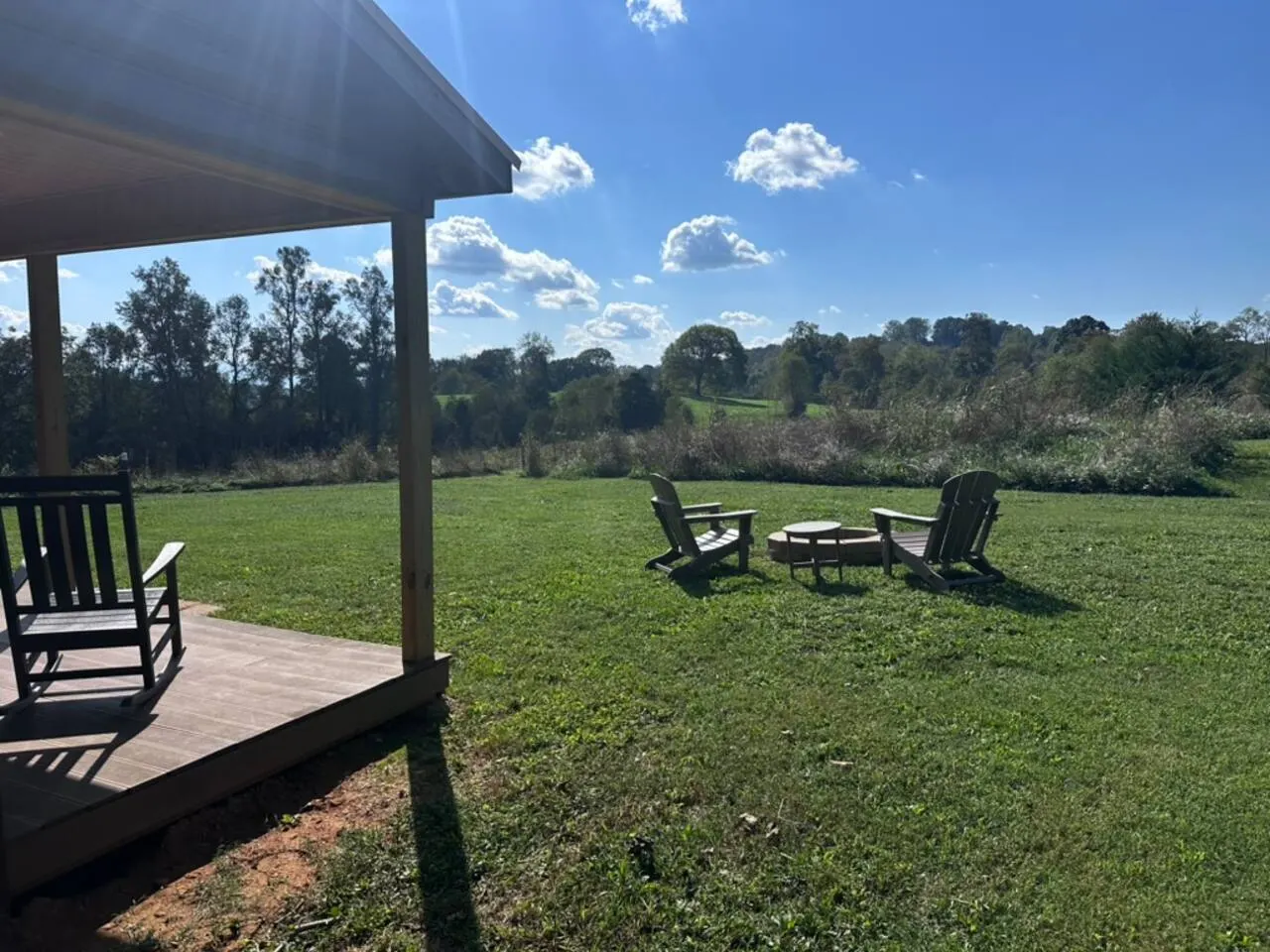 Sunset Bliss, cozy 1 bedroom, 1 loft cabin in the heart of Jonesborough, TN 15
