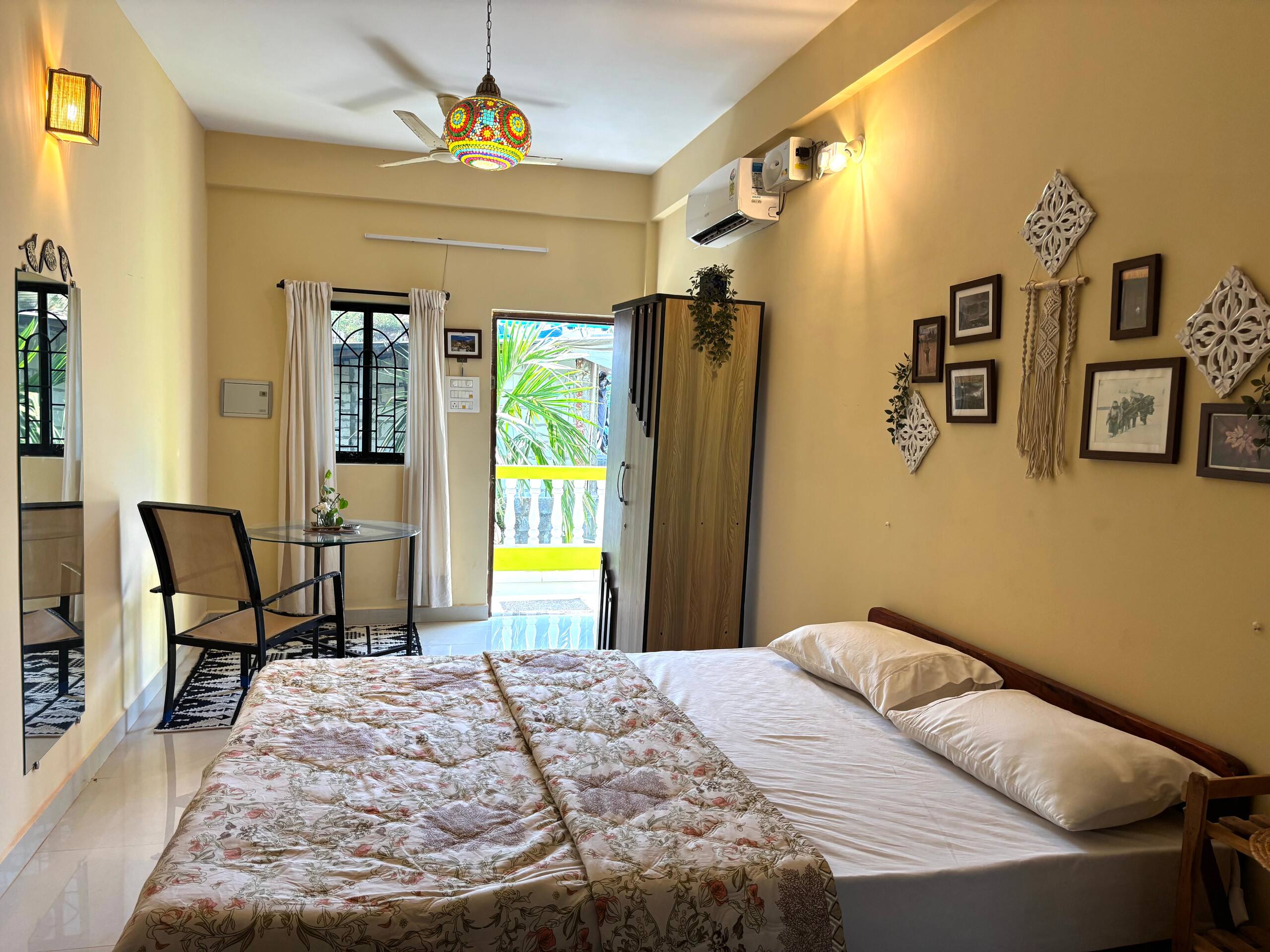 Coco • A/C Apartment w/ Balcony | Monthly Deals 12