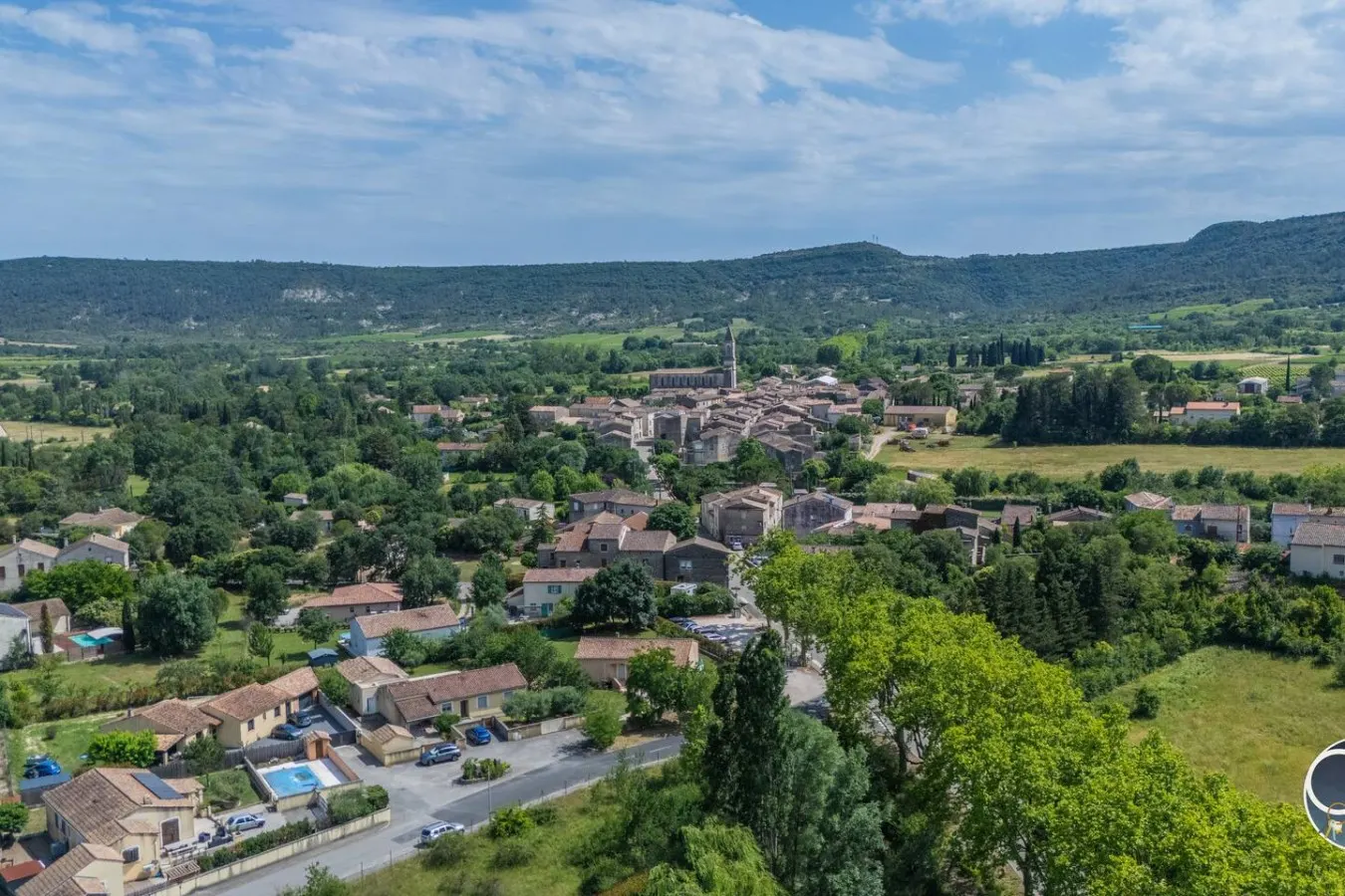 Belle villa climatisée, piscine et terrain clôturé 10