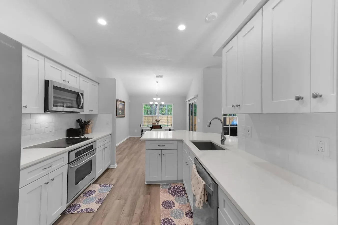 Unique Stylish 4BR@Beach College — photo 5