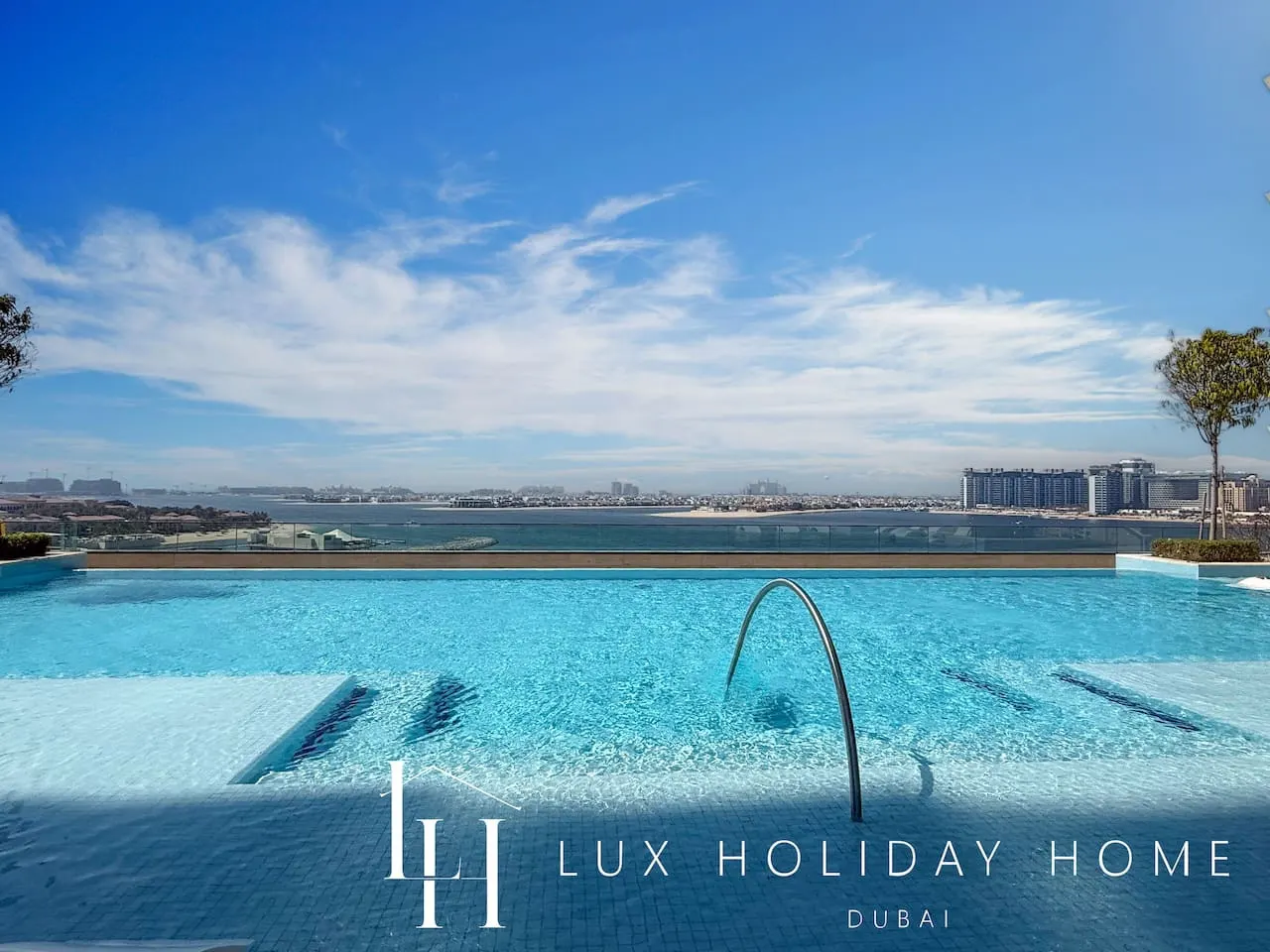 LUX The Beach Vista Dubai Eye View Suite 18