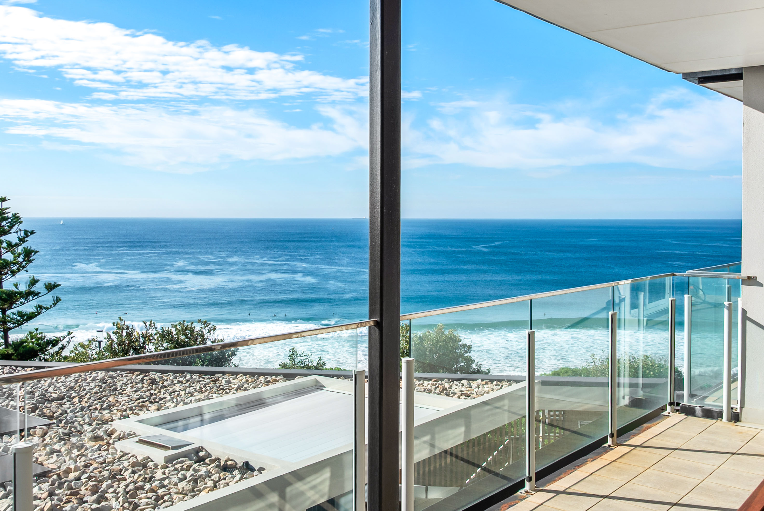 Drift | Ocean Views | Absolute Beachfront