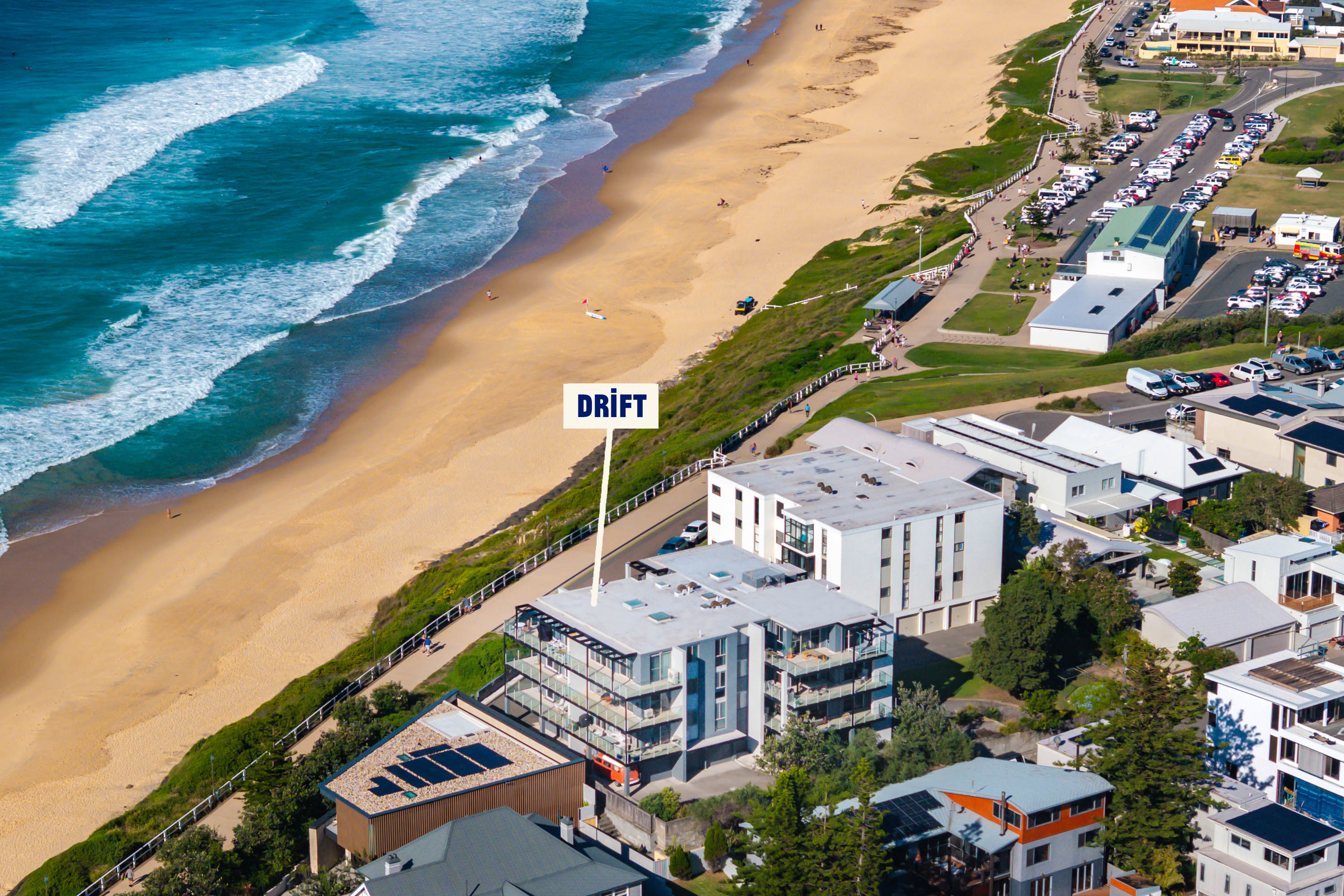 Drift | Ocean Views | Absolute Beachfront — photo 3