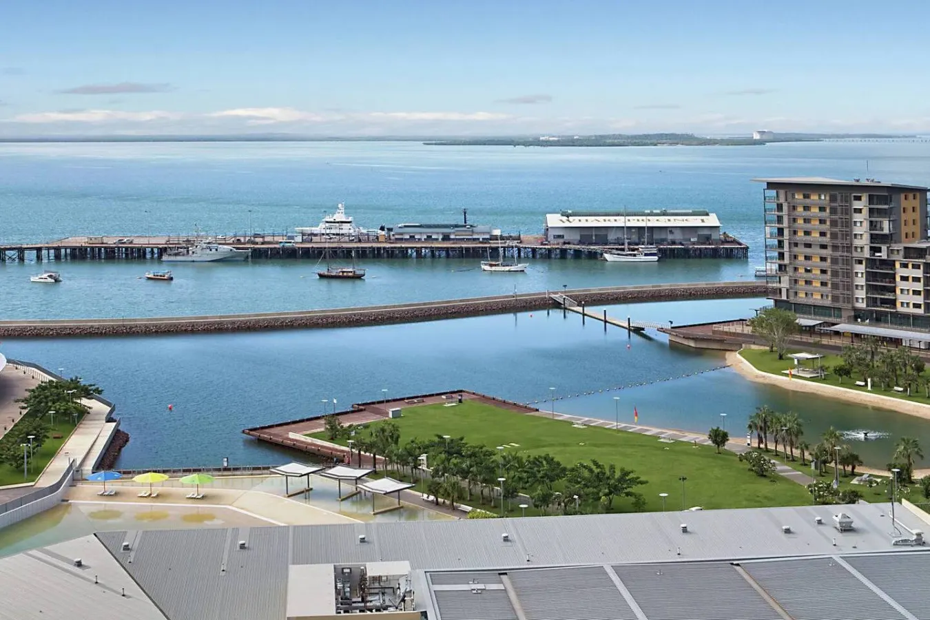 ZenLux: 4BR Waterfront Penthouse Pad 270° Panoroma 17