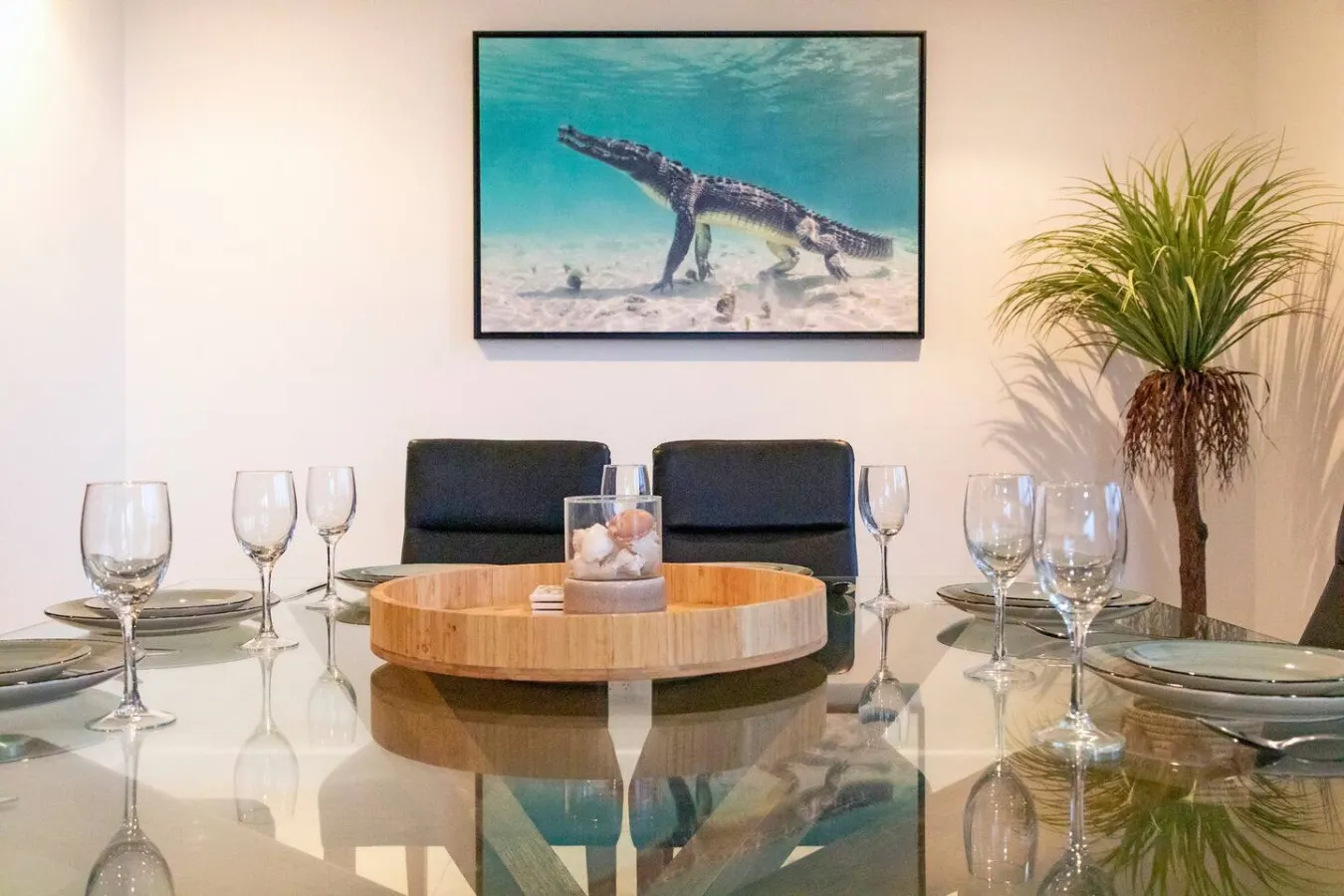 ZenLux: 4BR Waterfront Penthouse Pad 270° Panoroma 7