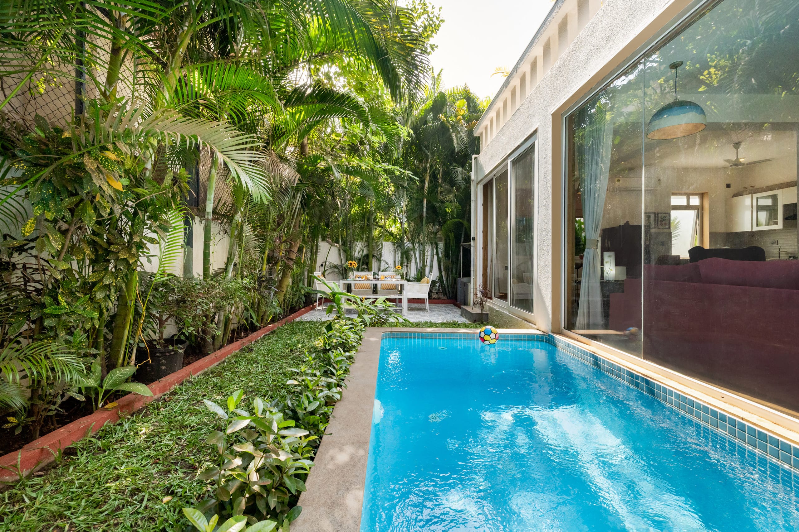 Flores: 3BHK Pvt Pool- Nr Ozran Beach w/Caretaker 3