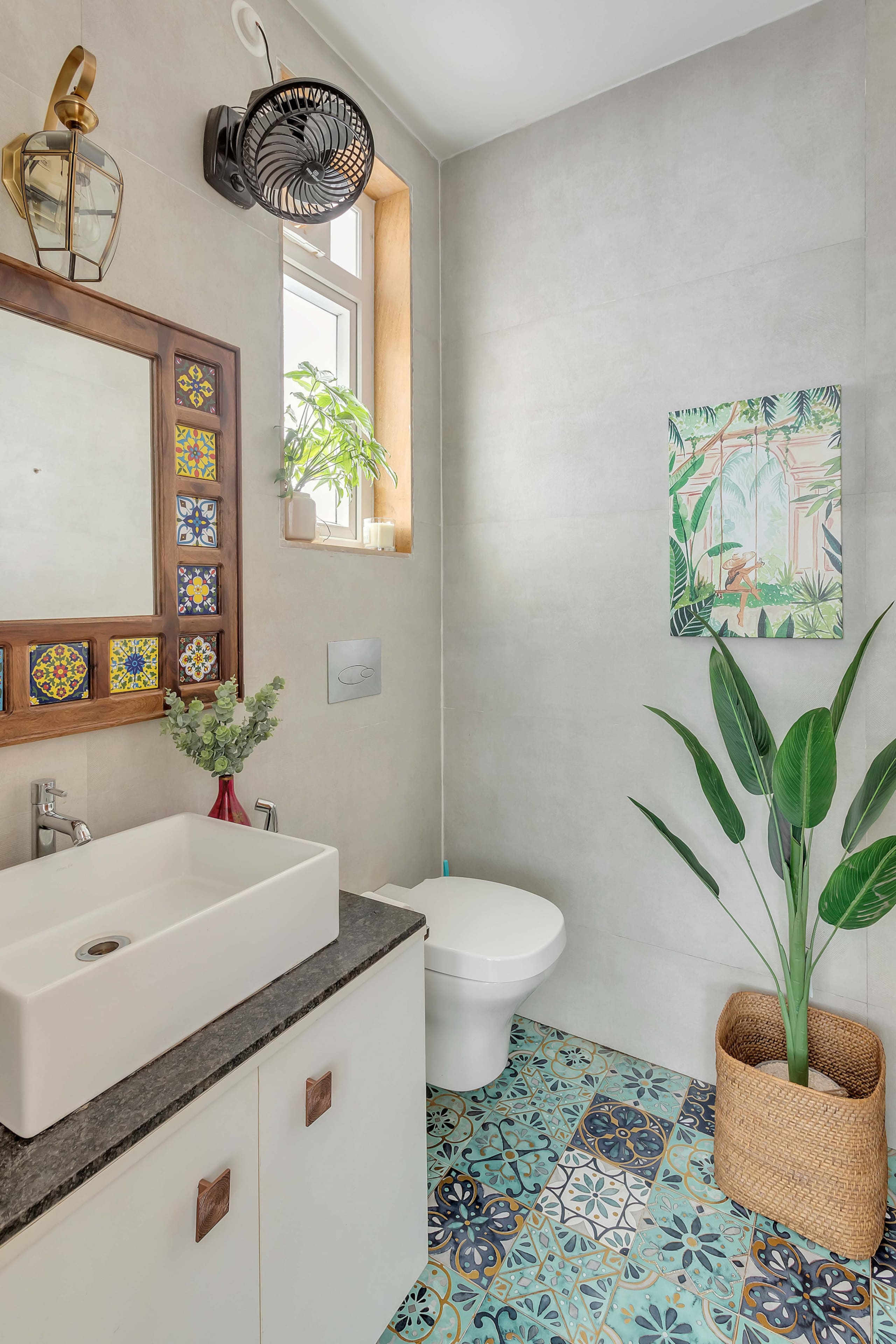 Flores: 3BHK Pvt Pool- Nr Ozran Beach w/Caretaker 30