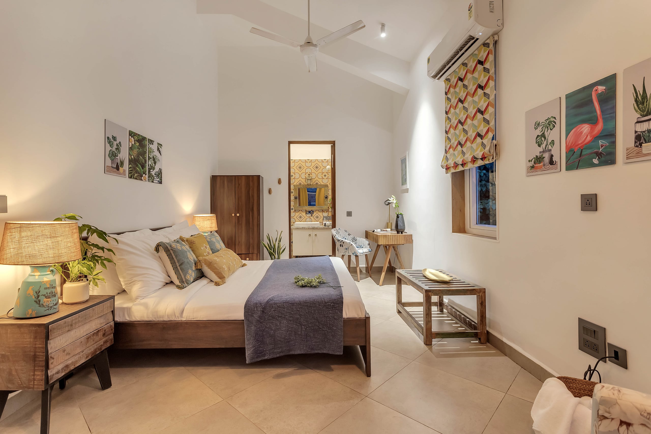 Flores: 3BHK Pvt Pool- Nr Ozran Beach w/Caretaker 20