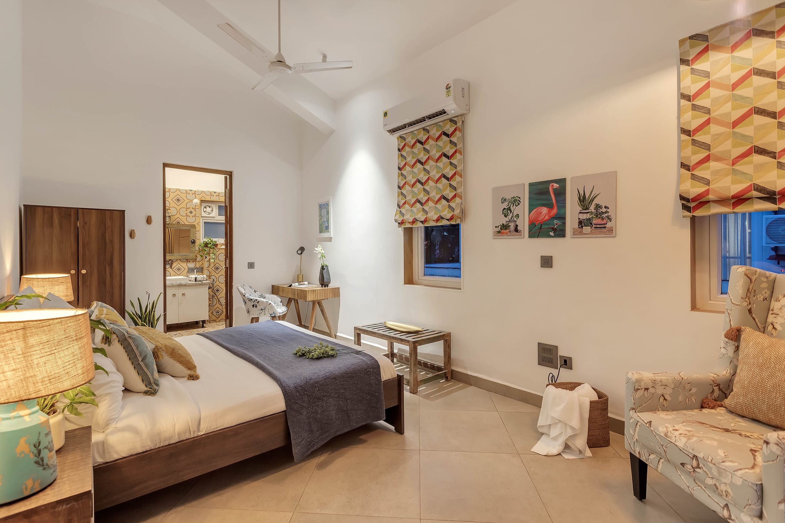 Flores: 3BHK Pvt Pool- Nr Ozran Beach w/Caretaker 21