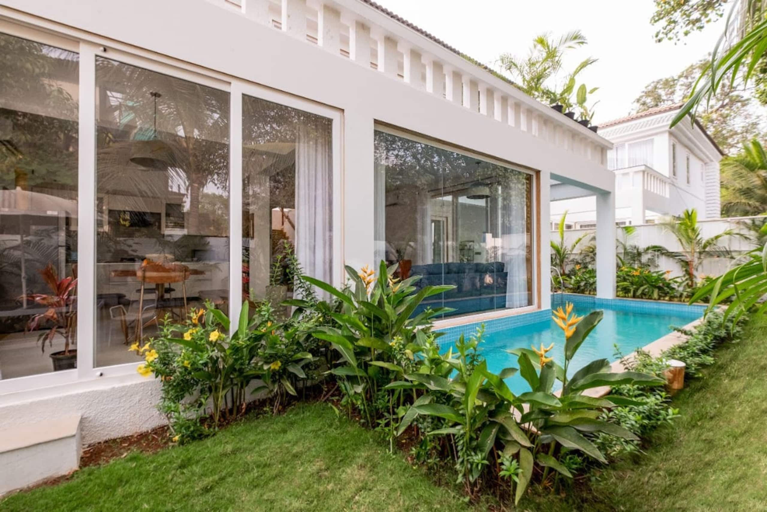 Flores: 3BHK Pvt Pool- Nr Ozran Beach w/Caretaker 4