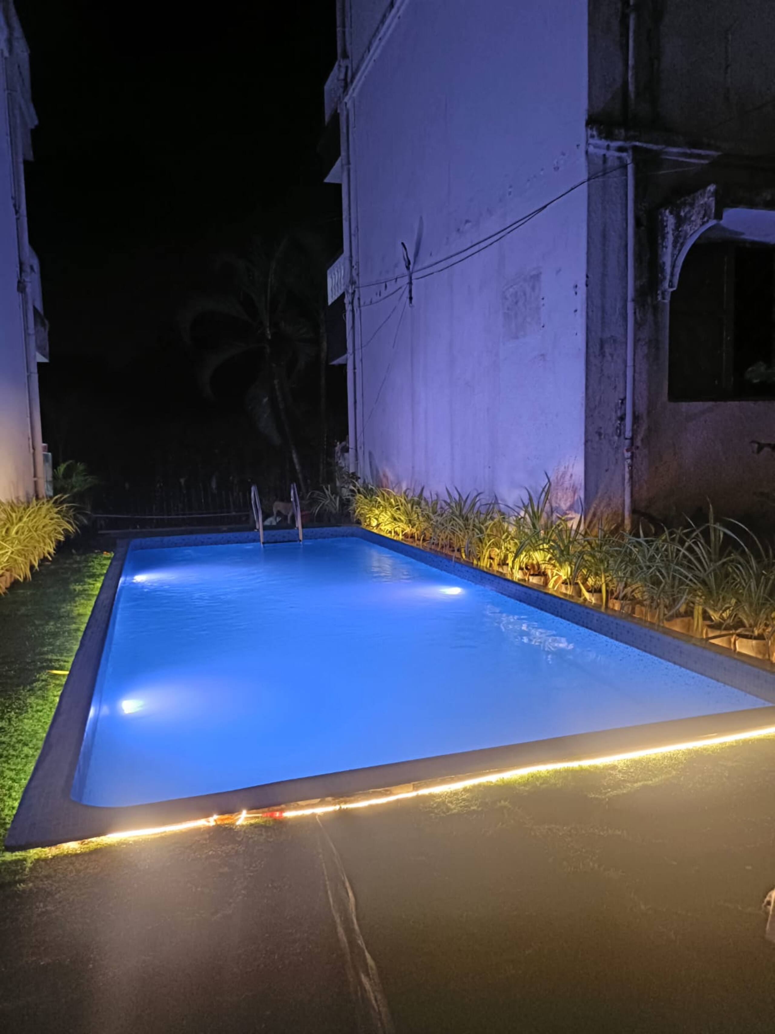 RoomzAway 2BHK NearBeach|WiFi|Kitchen|Parking 32