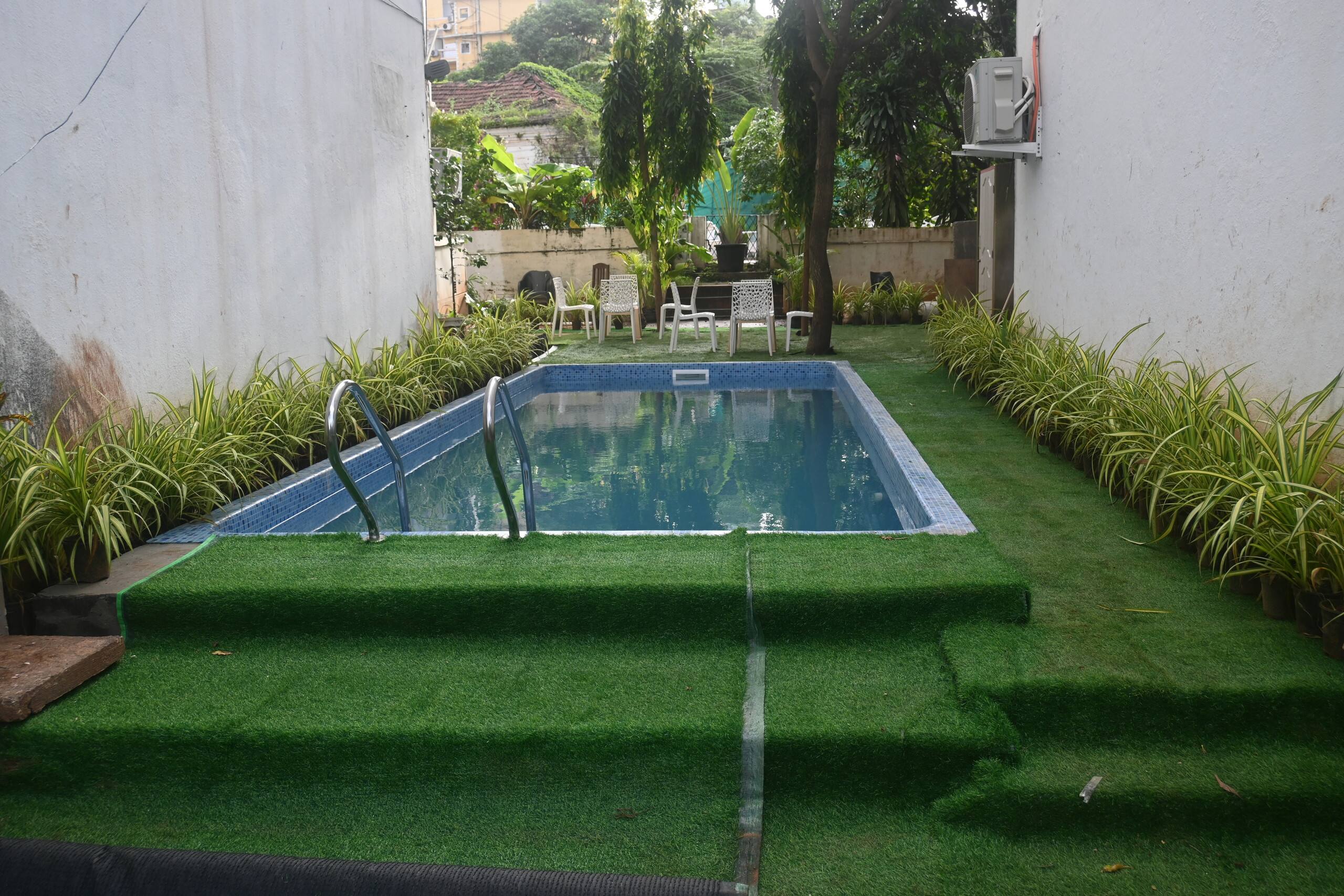 RoomzAway 2BHK NearBeach|WiFi|Kitchen|Parking 26