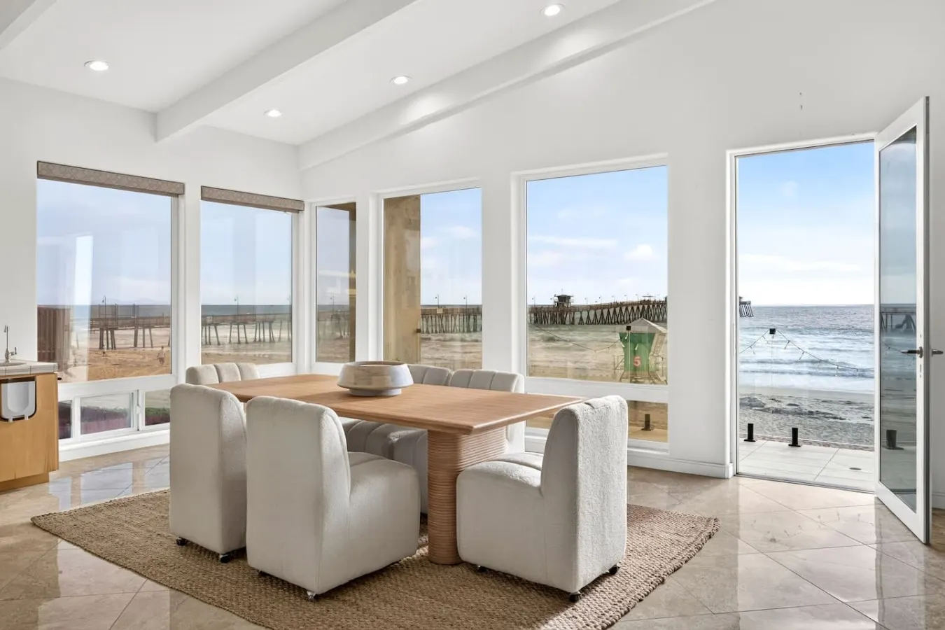 Ocean Lane Luxury - 4B 4BA Private Elegance w Pool
