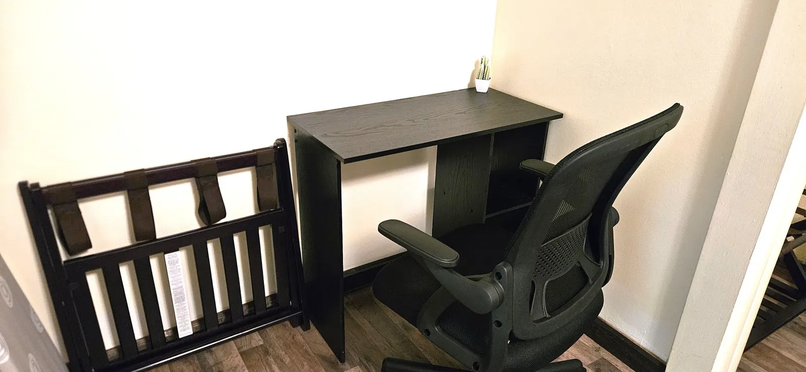 Page 1Bd, 1Ba King, Brkfst, Boat Parking, Washer/Dryer, Sleeps 4, BBQ, Unit 125 9