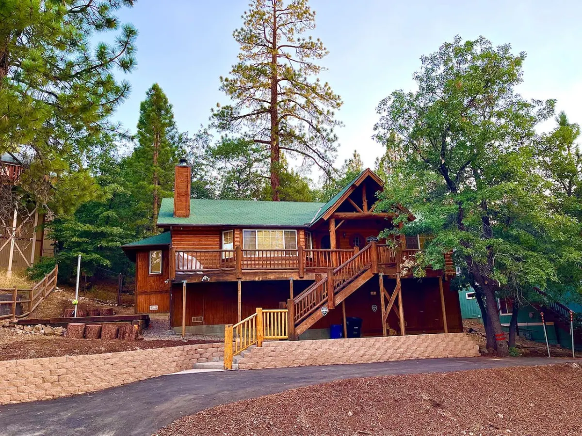 Peaceful Shady Bear, Hot Tub & Wood Fireplace — photo 5