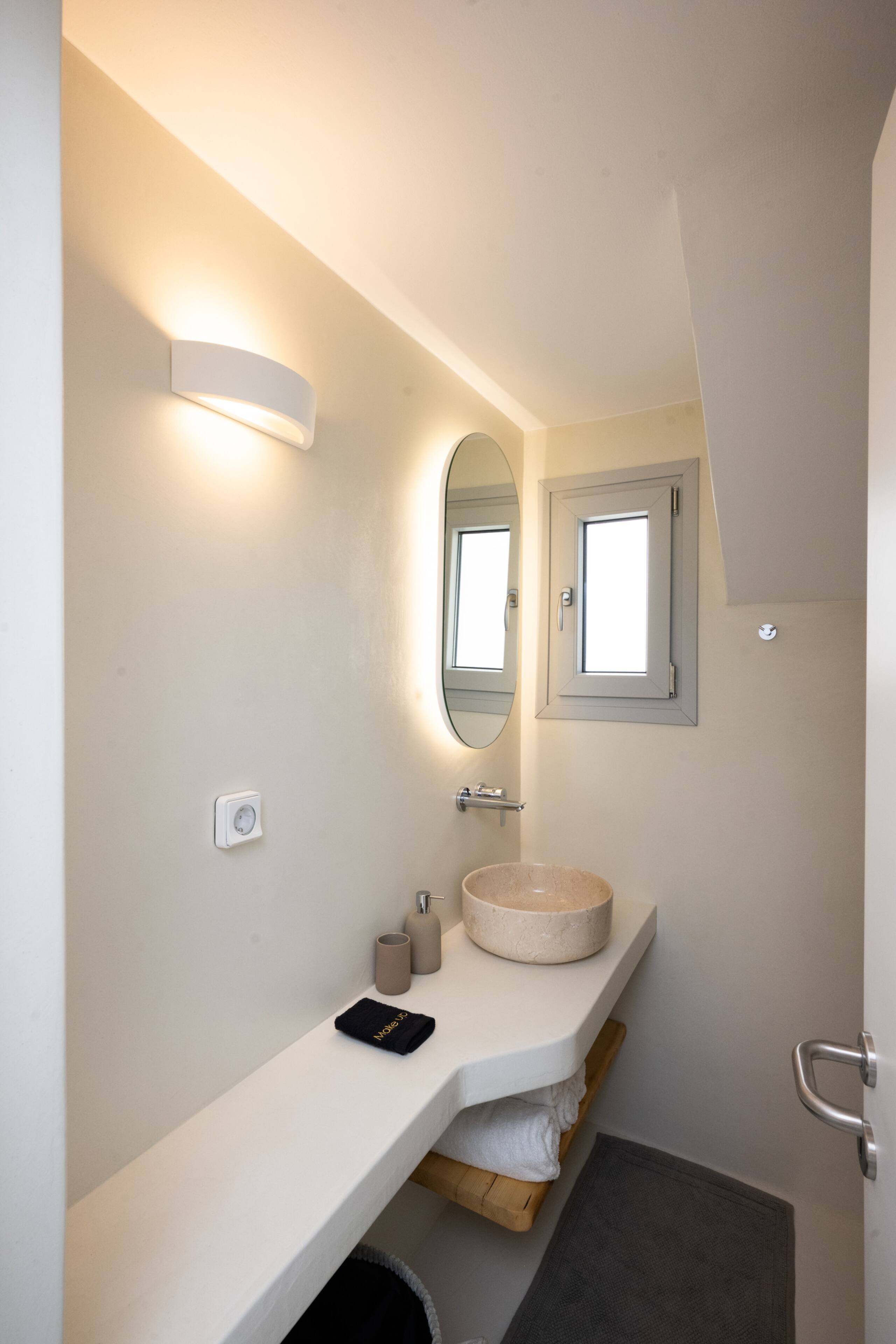 Helios Myconian Vision 2-Bedroom Villa shared pool 12
