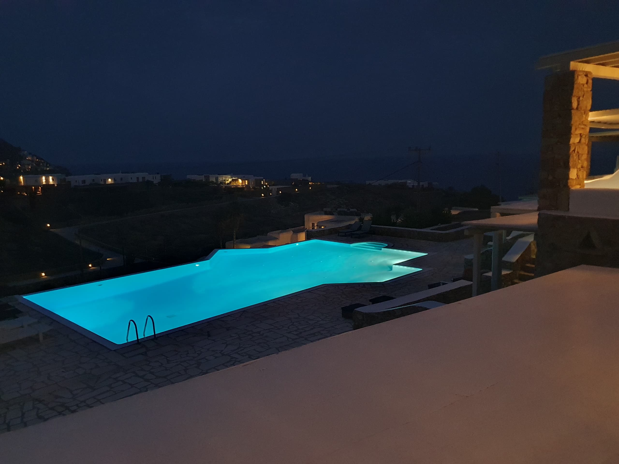 Helios Myconian Vision 2-Bedroom Villa shared pool 14