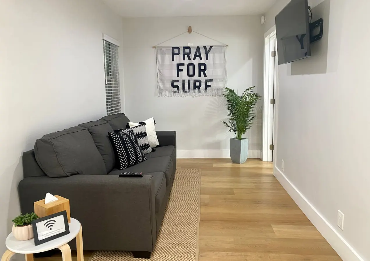 Entire Complex | Steps To The Sand | Sleeps 20 — photo 3