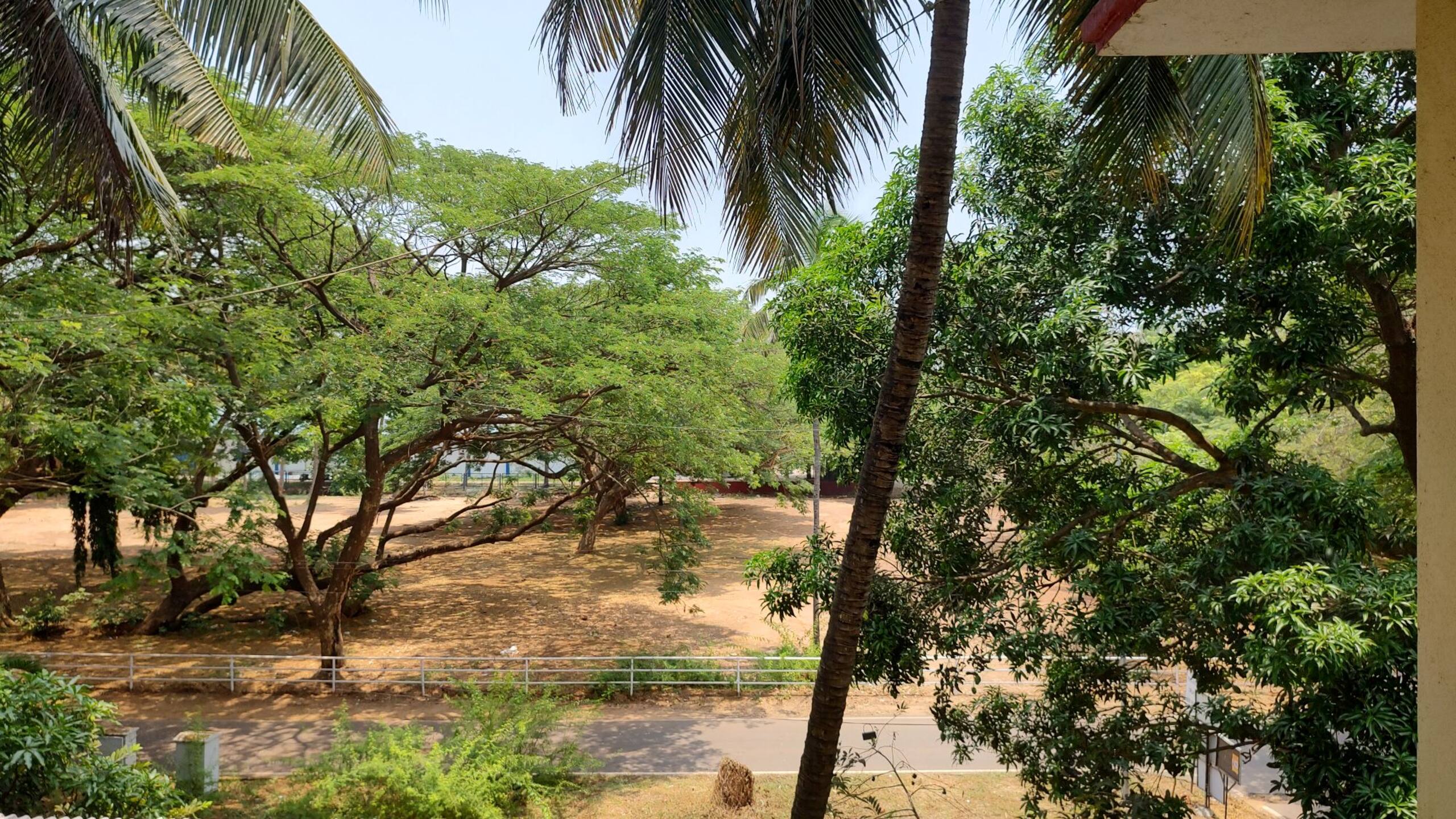 Central, Quiet 2bhk near Riverfront and Beach 7