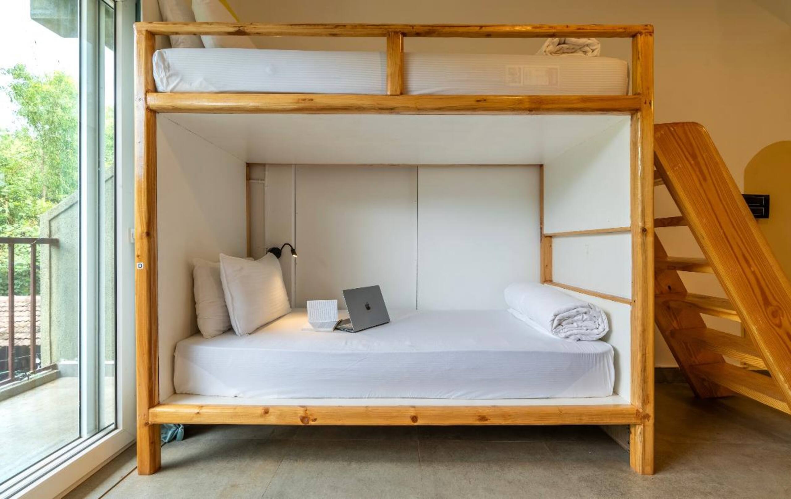 Bed in shared Dorm with Kitchen - The Habitat 8