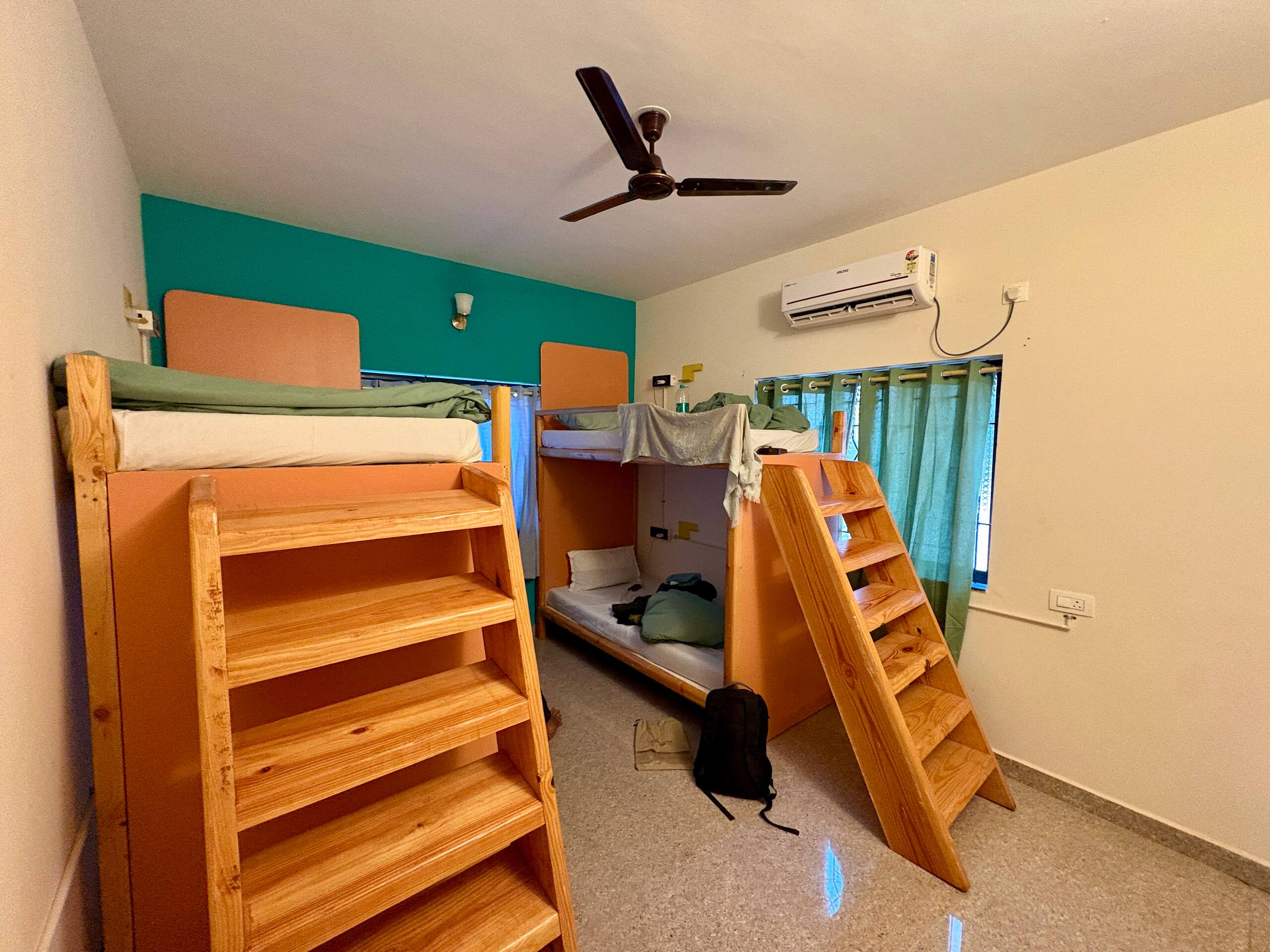 Bed in shared Dorm with Kitchen - The Habitat 7