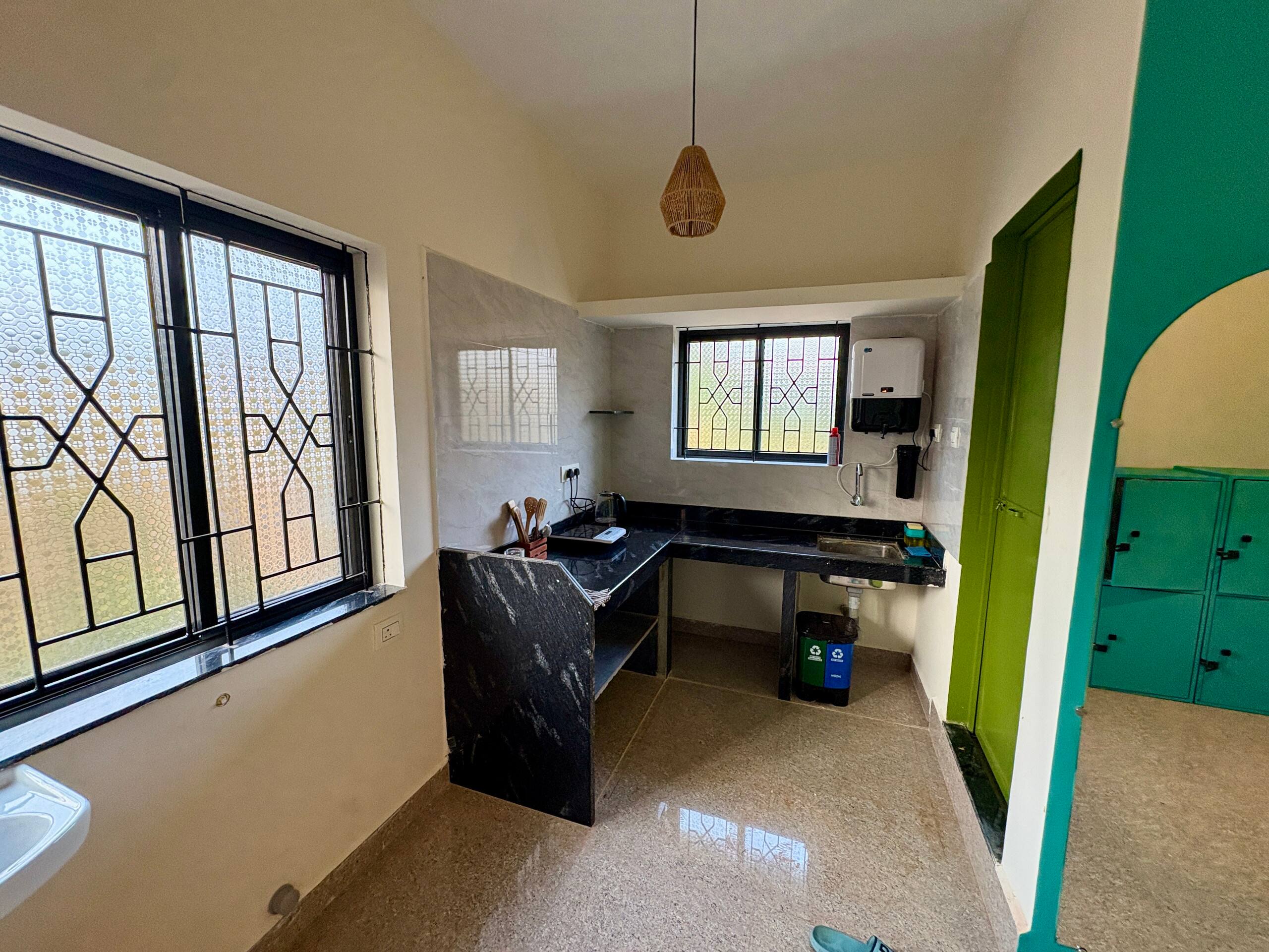 Bed in shared Dorm with Kitchen - The Habitat 14