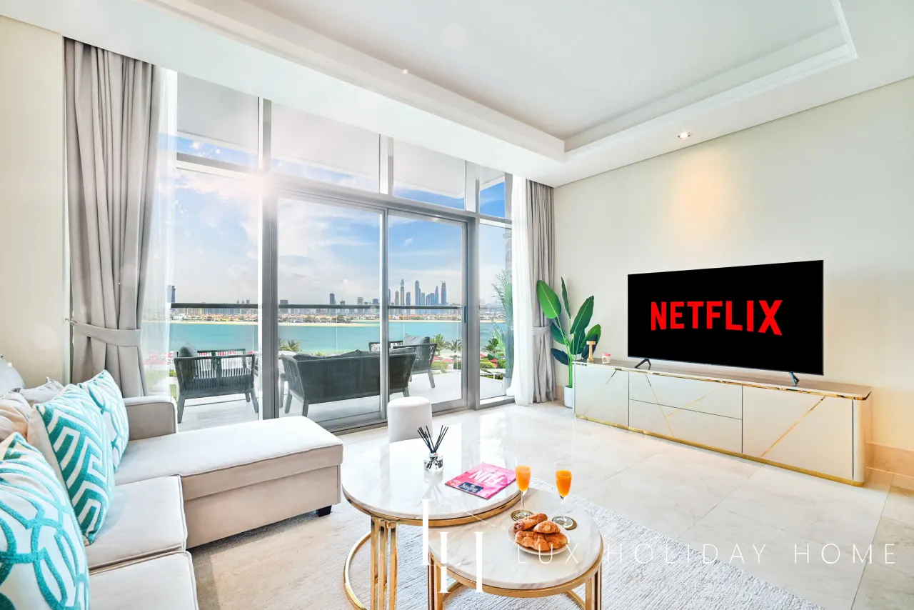 LUX The Elegant Palm Beach Suite 2