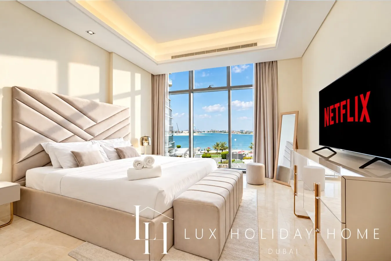 LUX The Elegant Palm Beach Suite 11
