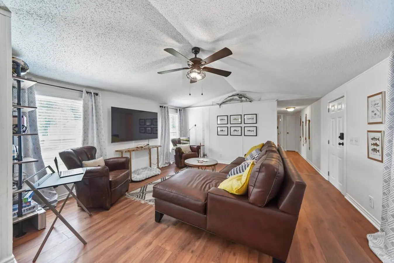 Lake Conroe 3BR near The Woodlands Boat Ramp, Fire Pit, Fenced Yard 6