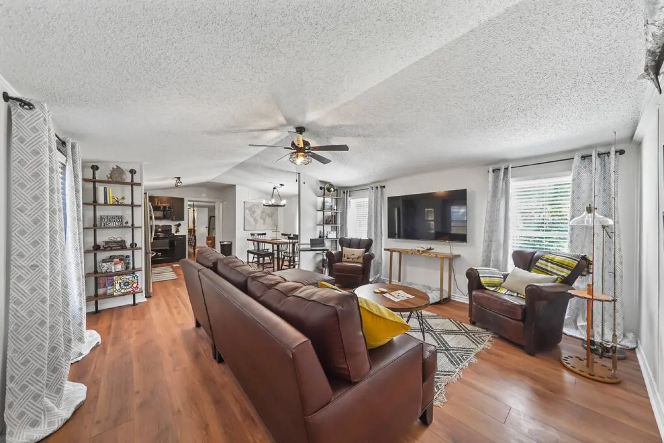 Lake Conroe 3BR near The Woodlands Boat Ramp, Fire Pit, Fenced Yard 7