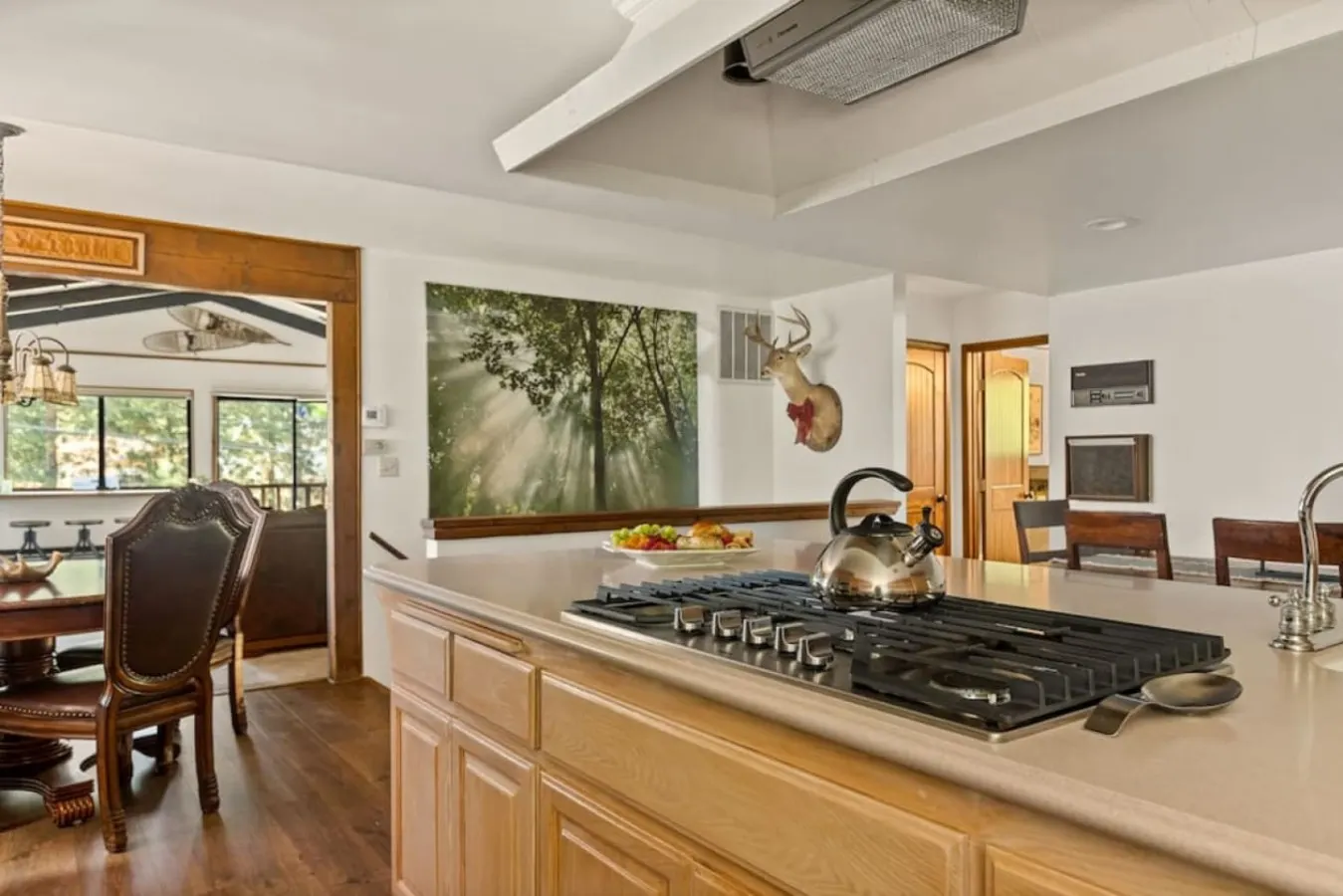 Double Black Diamond Walk to Bear MTN, Fireplace & Hot Tub 8