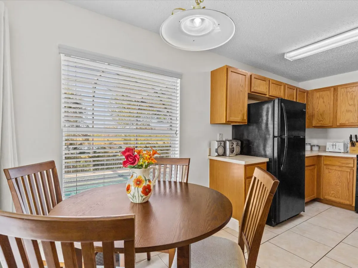 Lakefront 4-Bedroom Villa with Private Pool & Game Room – Between Disney & Legoland! 7