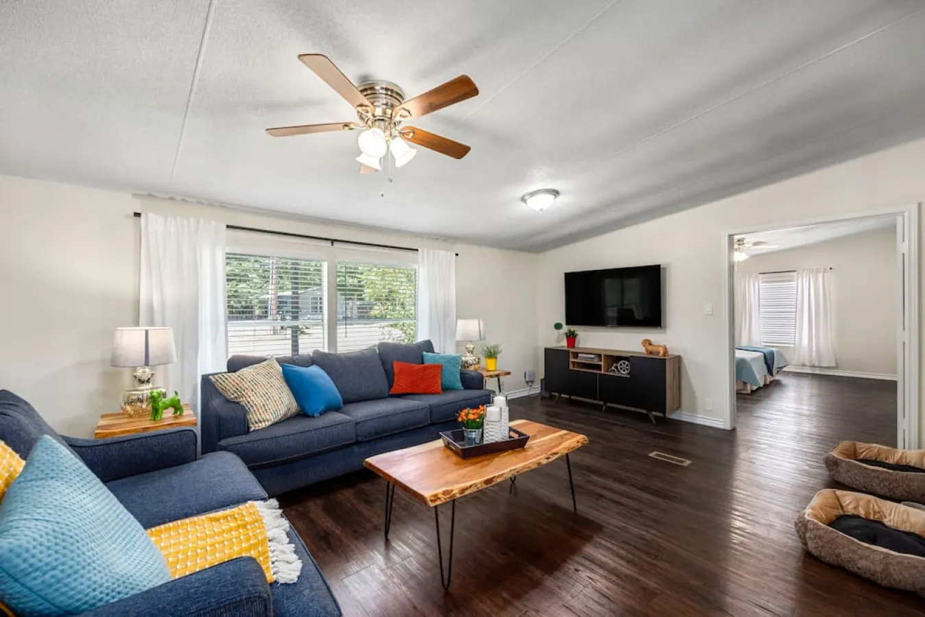 Accessible Conroe 3BR near Lake Conroe Sleeps 12, Fenced Yard 2