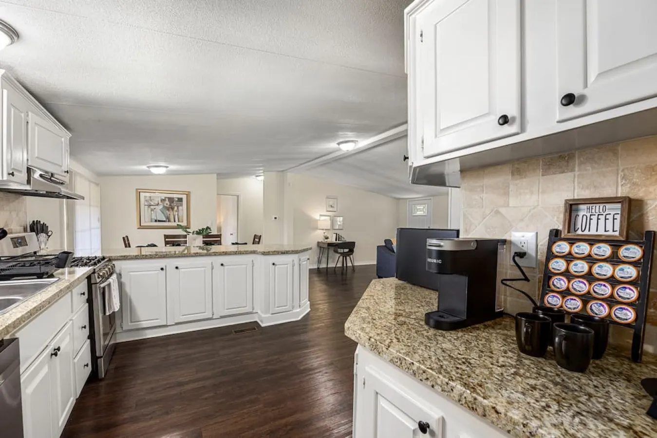 Accessible Conroe 3BR near Lake Conroe Sleeps 12, Fenced Yard 11