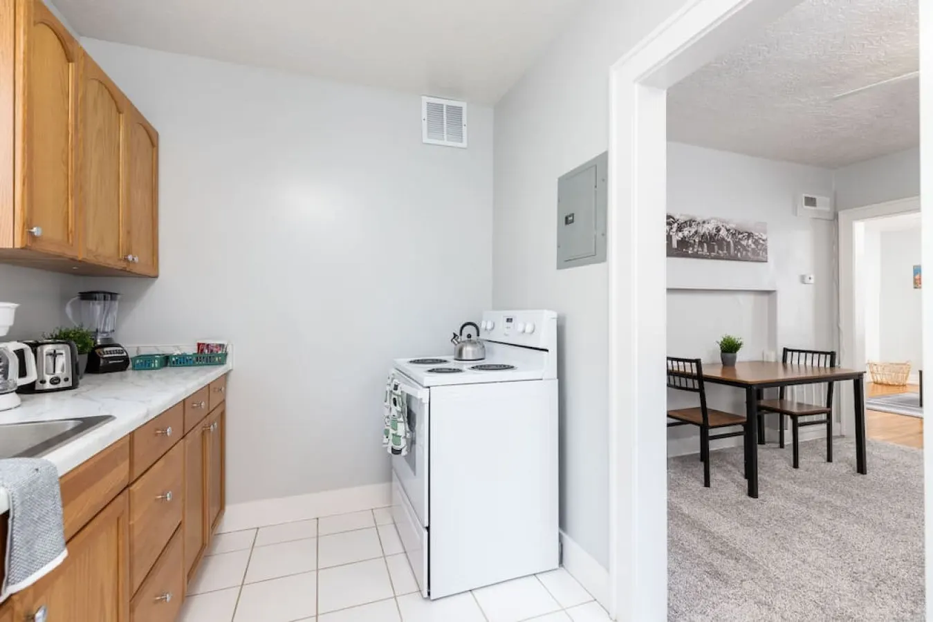 Downtown Salt Lake City Rental Historic Avenues 1BR Loft 12