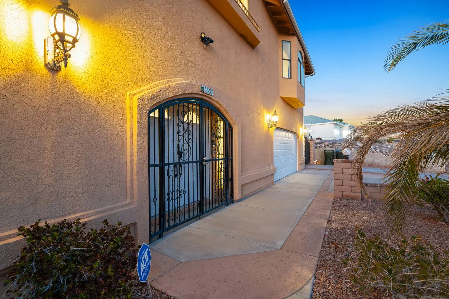 5bd Sleeps 16 Minutes to Laughlin Remodeled 8