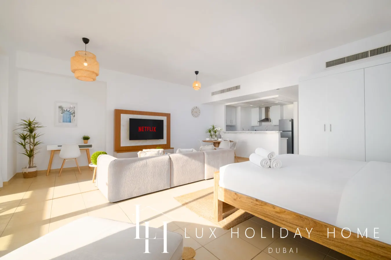 LUX The Dubai Eye View JBR Studio 11